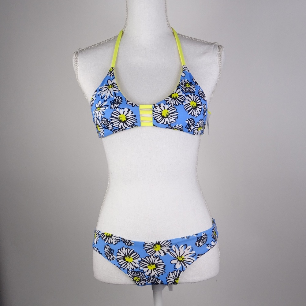 Cupshe Size M Bikini